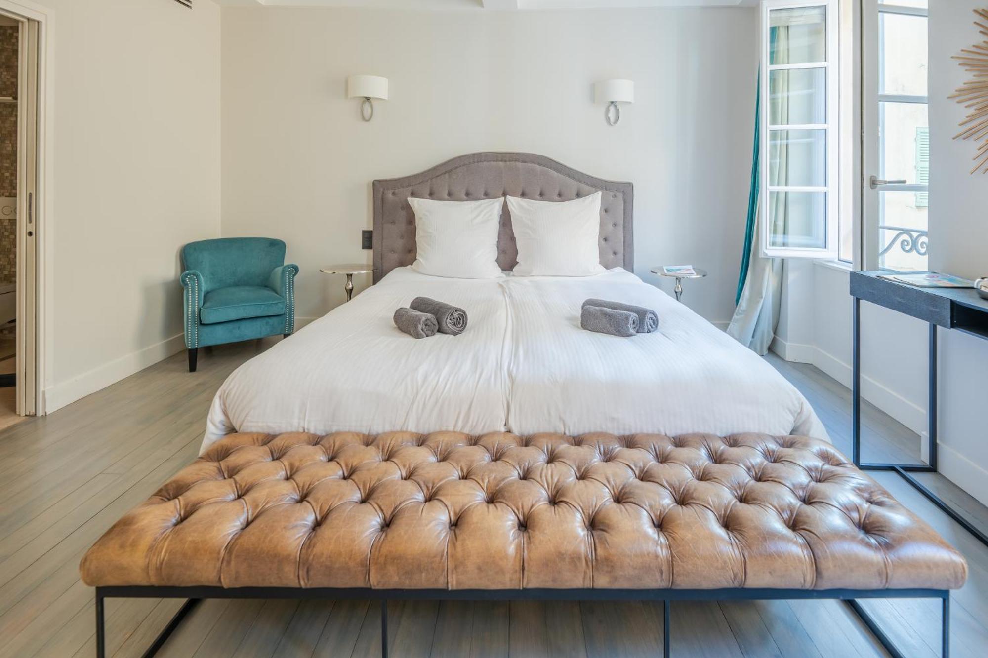 Superior Queen Room