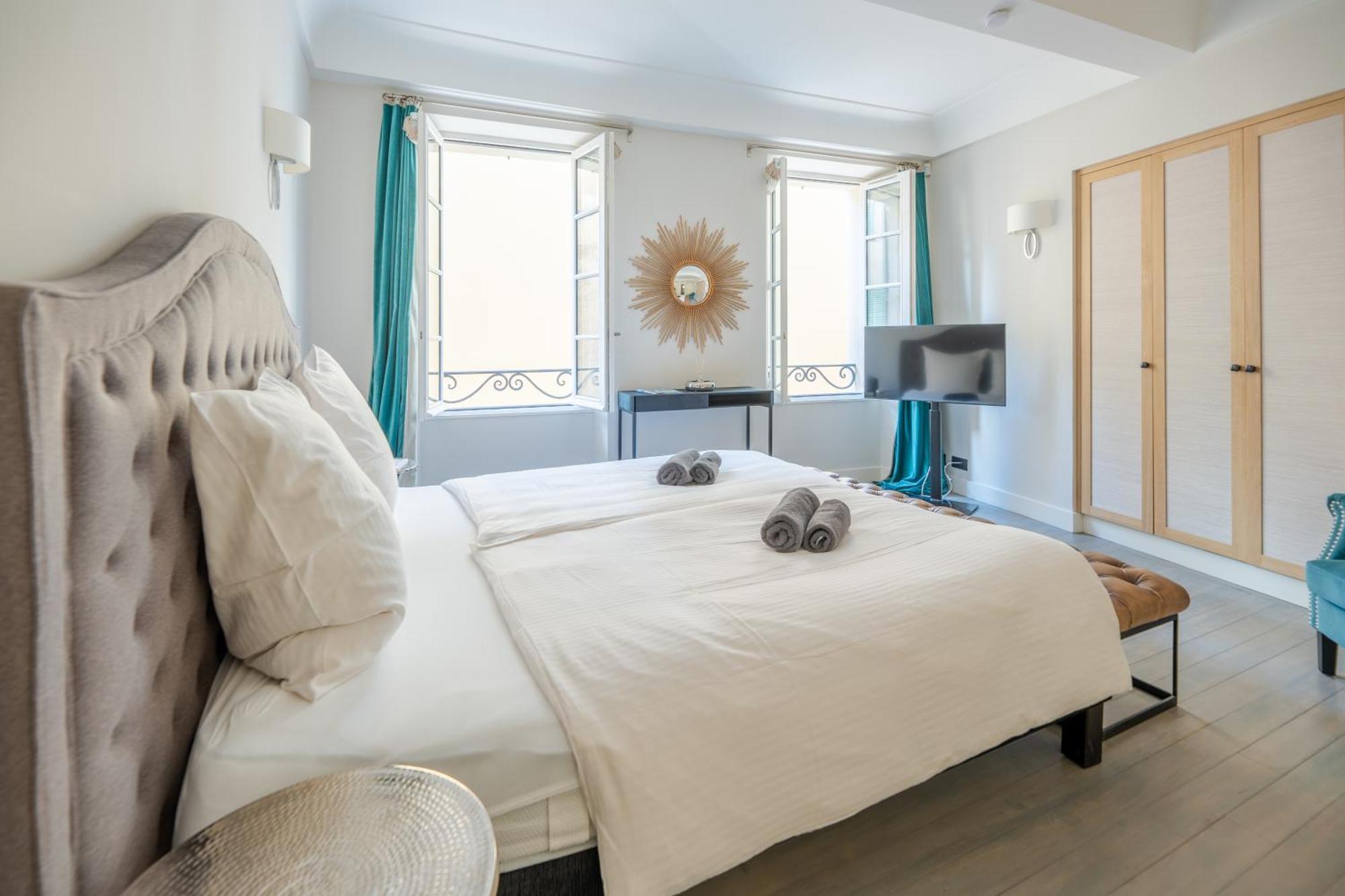 Superior Queen Room