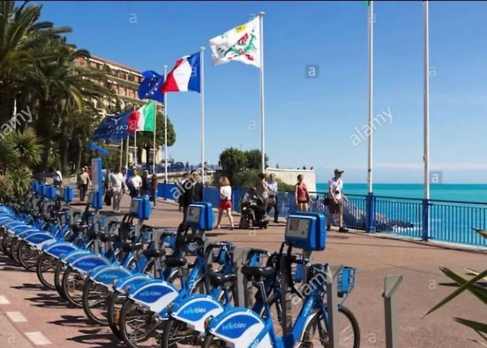Great And Light Private Room In The Heart Of Nice